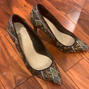 Tweed colorful pumps